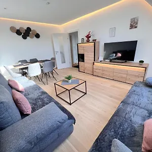  Appartamento Modern Flat With Two