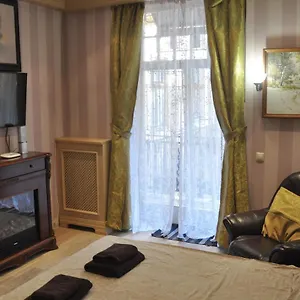 https://apartments-in-lviv-center-79000.hotelslviv.net