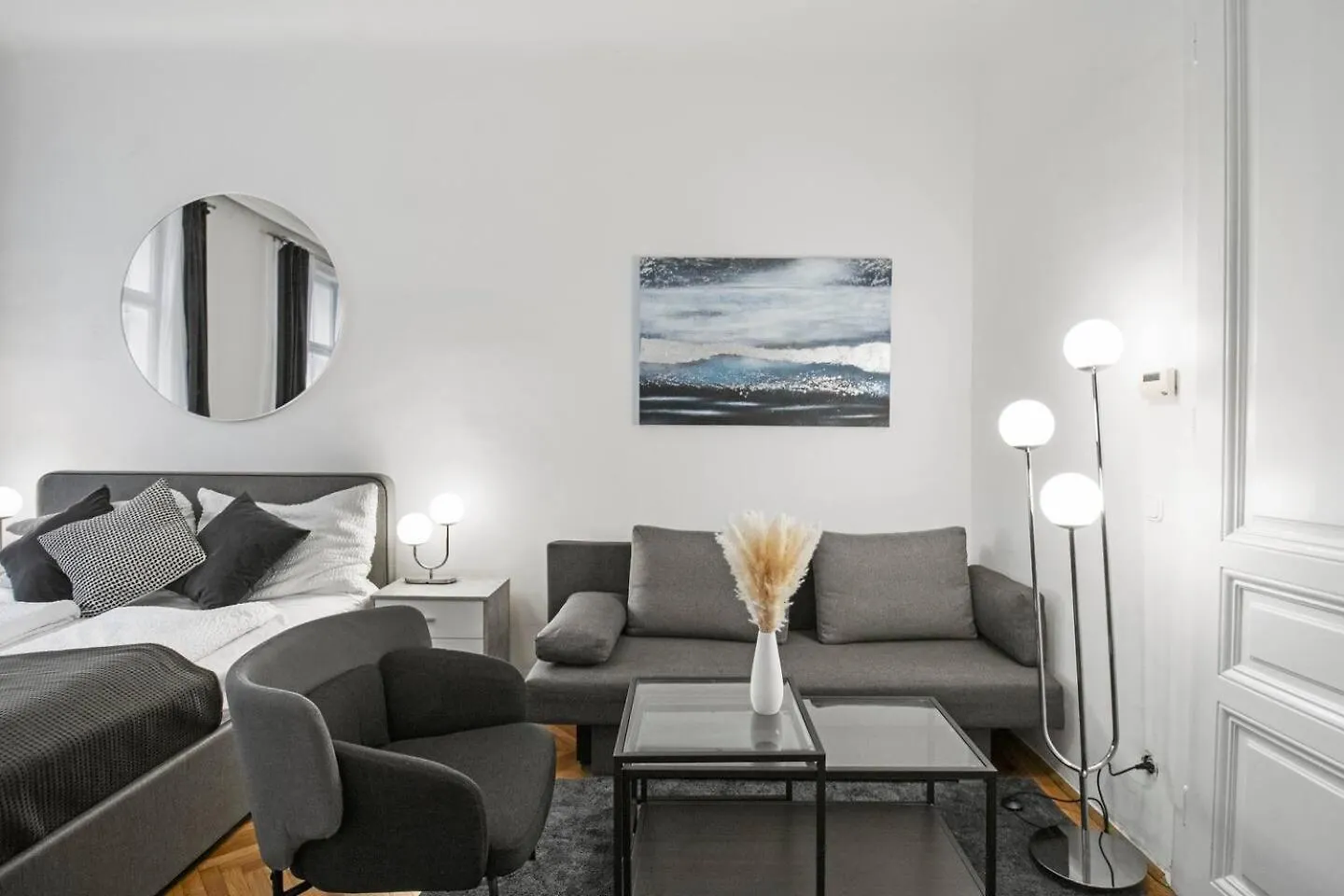 City Apartment, Central, 2 Min To U1 Keplerplatz Viyana